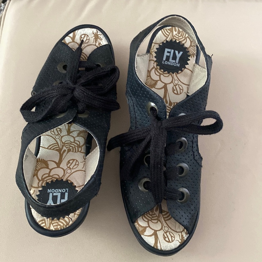 Fly London lace up- open toe wedge shoe- black size 41